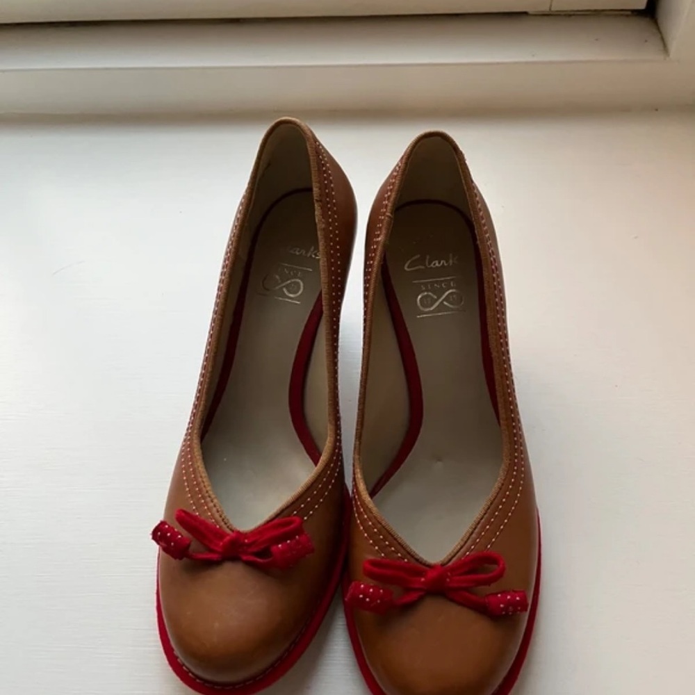 Clarks Brown Heels with Red Bow Detail